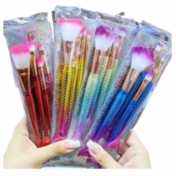 Kit com 4 Pinceis para Maquiagem Sereia. - Image 2